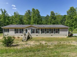 625 Morgan Hill Rd, Fairview, NC 28730