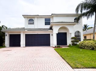 124 Bella Vista Way, Royal Palm Beach, FL 33411