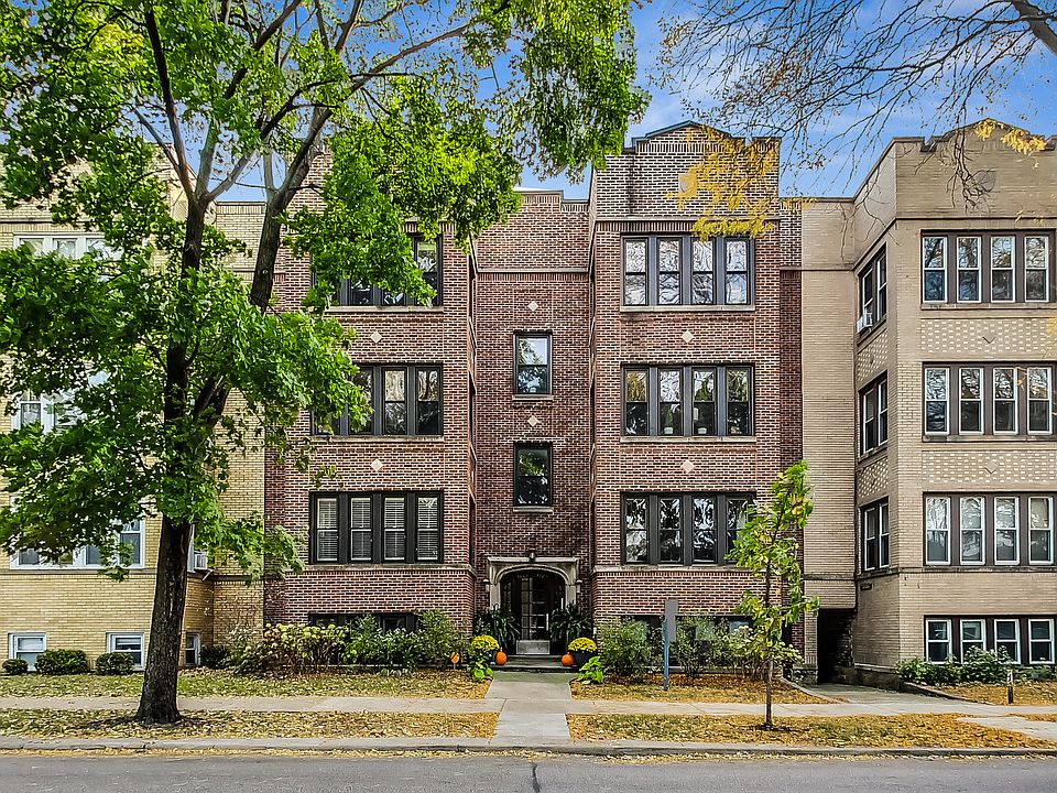 1st image of 1725 W Bryn Mawr Ave #1