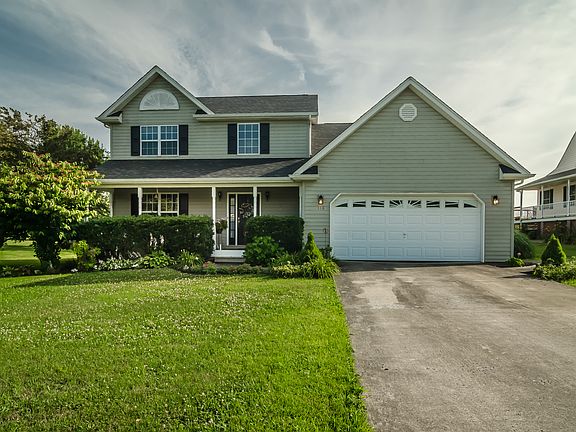 2nd image of 116 Bentwood Ln