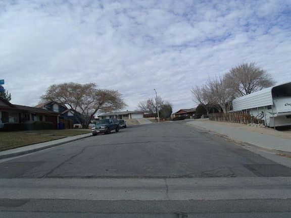 4th image of 14478 Camrose Ct