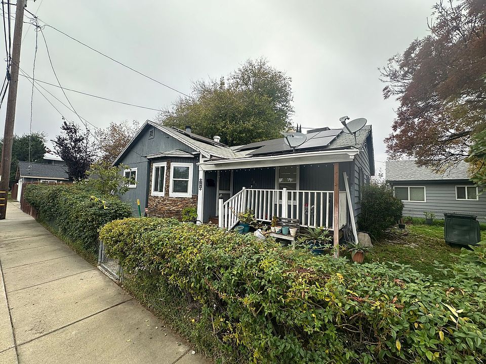1st image of 301 Ainsley Ave