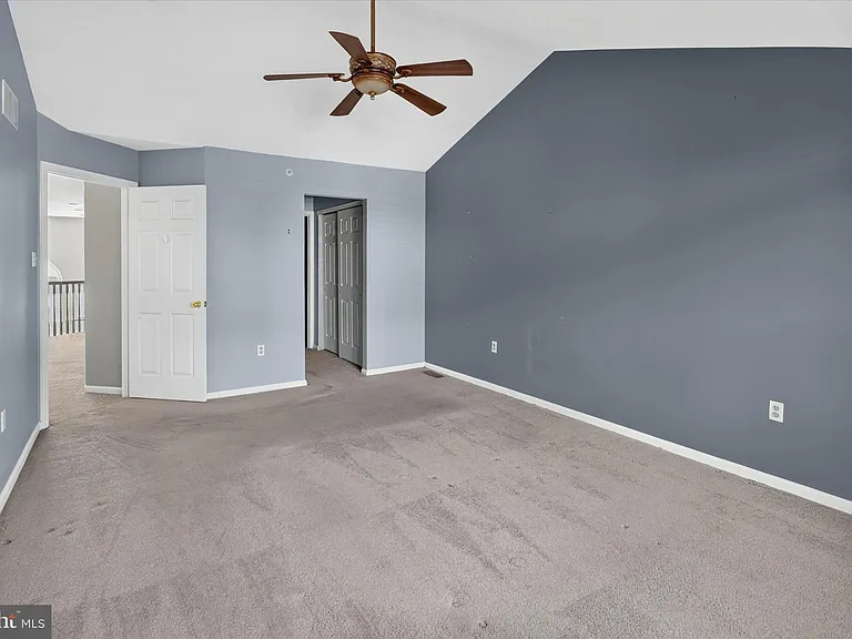 27 Lincoln Dr — Photo 27