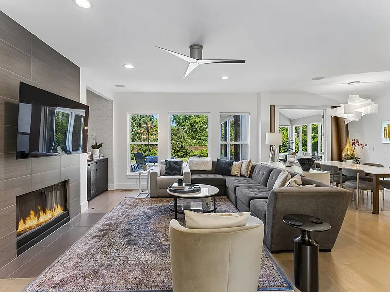 3926 Vailwood Dr — Photo 13