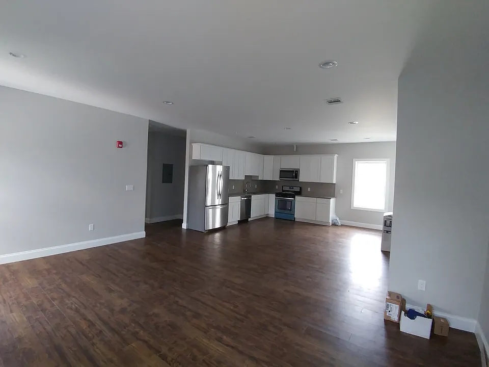 Kitchen/Family - Unit 2