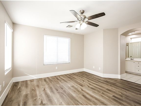 5th image of 5984 Tunbridge Ave