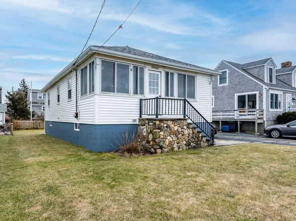90 Town Neck Road, Sandwich, MA 02563