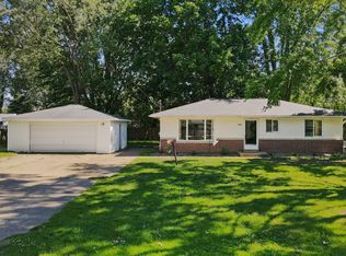 1056 Aster St, Wayland, MI 49348