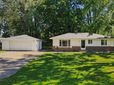 1056 Aster St, Wayland, MI, 49348