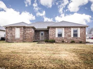 20 Castleton Dr, Ward, AR 72176