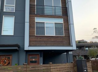 3036 Alki Ave SW UNIT B, Seattle, WA 98116