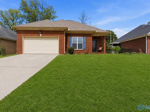 930 Tracey Ln, Decatur, AL 35601