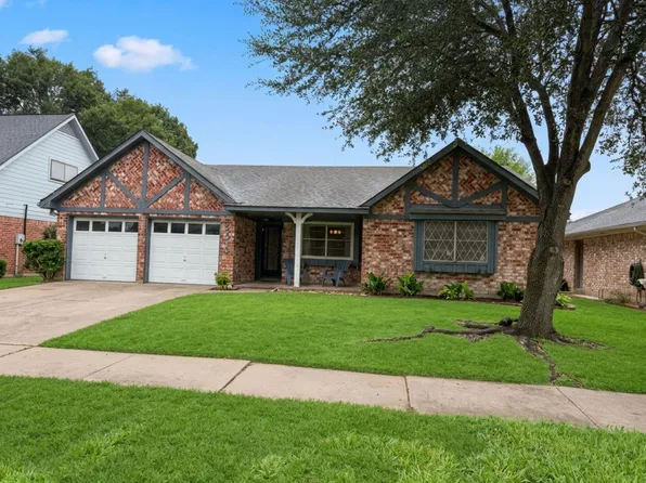 12814 Crow Valley Ln, Houston, TX 77099