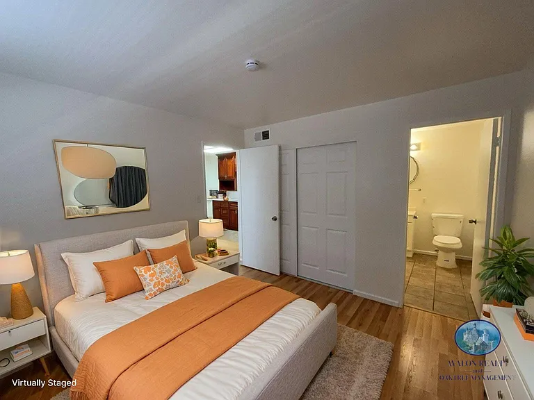 3726 Hazelwood St #24 — Photo 9
