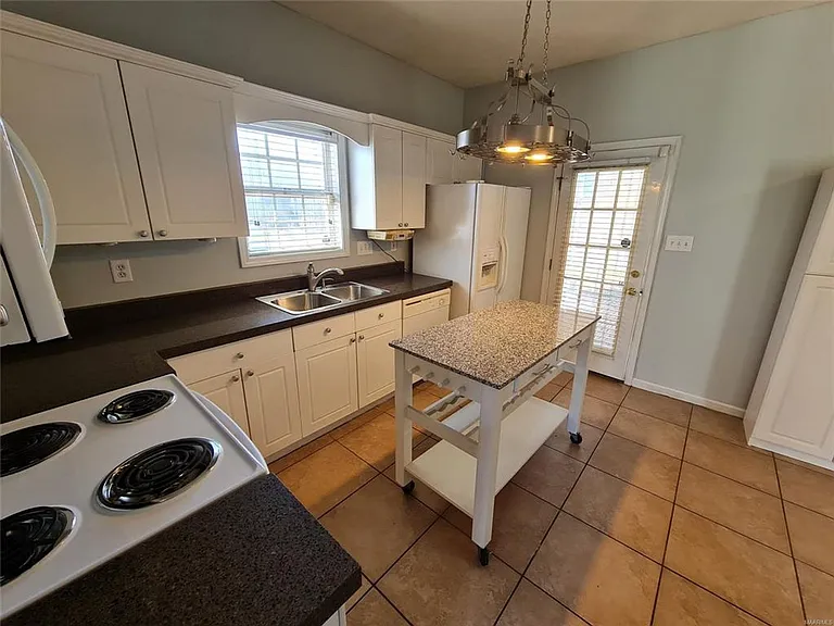 529 Mitylene Dr — Photo 7