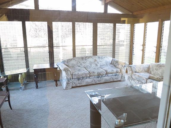 3 season porch