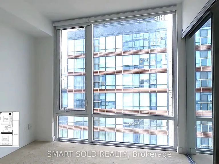 501 Yonge St #1105 — Photo 10