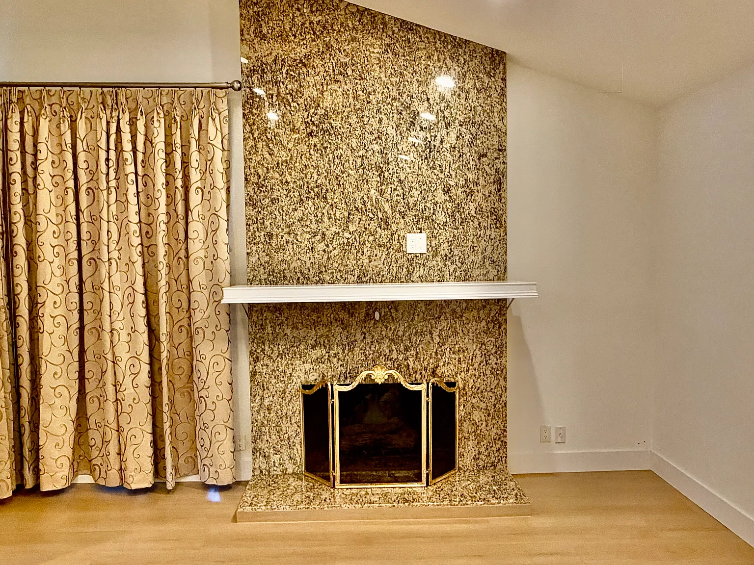 3 bed, 1700 sqft, $5,600 — Photo 4