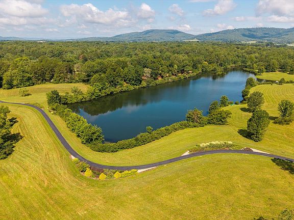 2nd image of 4798 Barn Field Dr