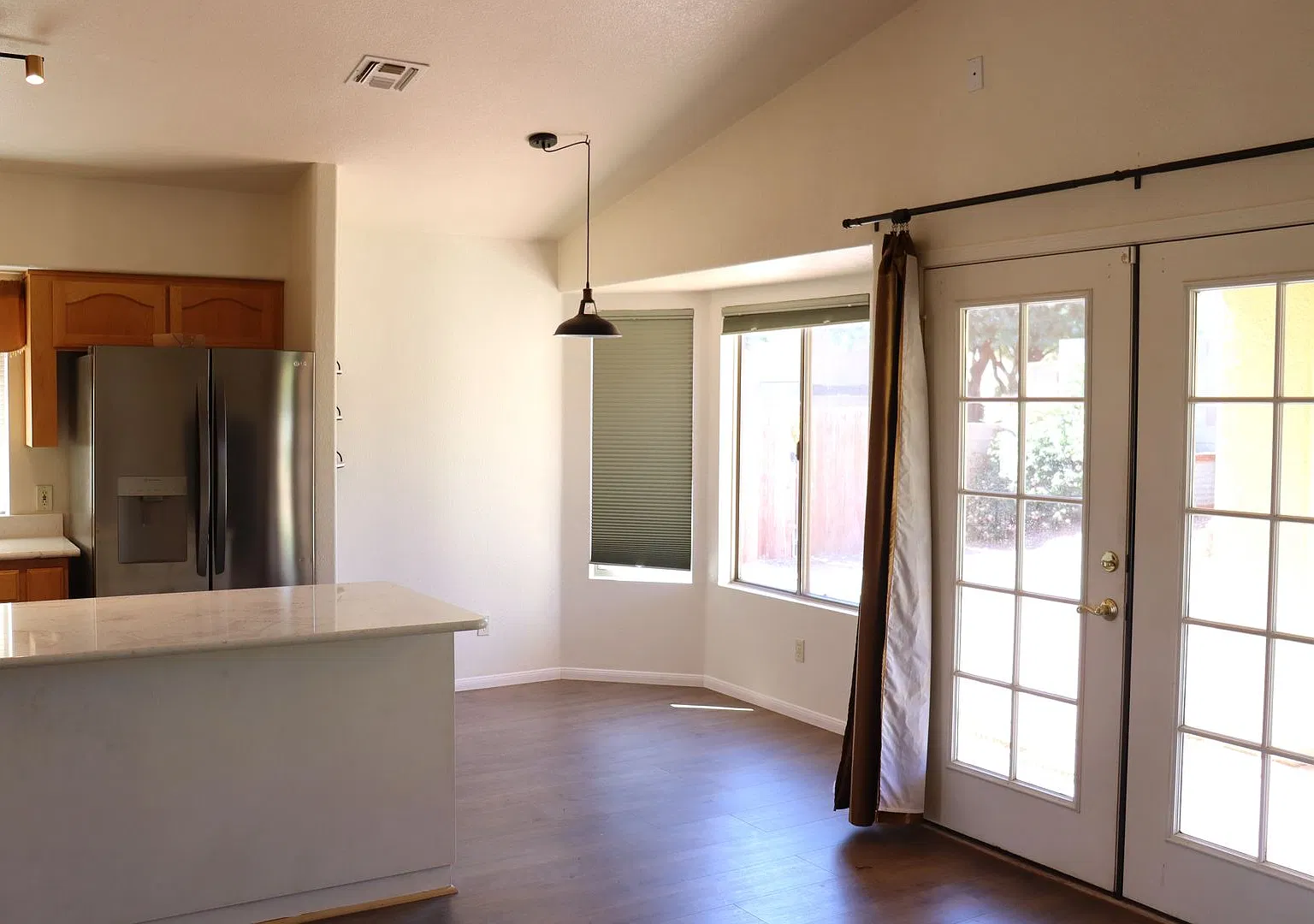 Beautiful four bedroom home in Canyon De Flores — Photo 4