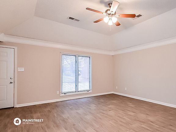 4th image of 6815 Devenshire Ln