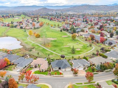 398 Robert Trent Jones Blvd, Eagle Point, OR, 97524