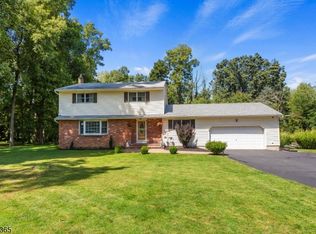 4 Harrison Rd, Roxbury Twp., NJ 07876