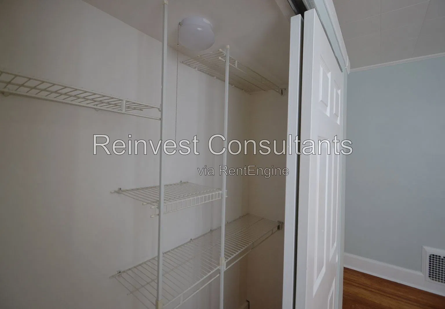 2 bed, 1.5 bath, $1,195 — Photo 4