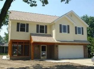 6369 Avenue C, La Salle, MI 48145