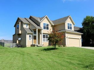 1922 W Oak St, Olathe, KS 66061