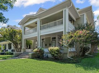 301 S Edgefield Ave, Dallas, TX 75208