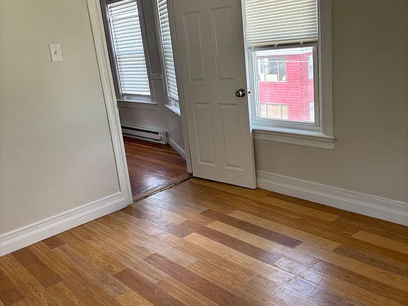 5th image of 63-65 Larch St #Cfe7a5930