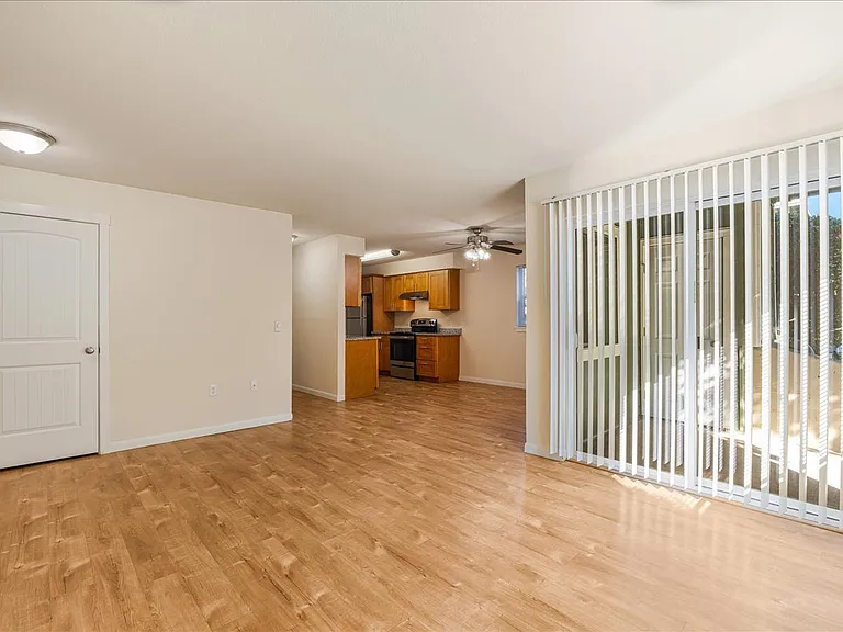 Cascade Woods Apartments — Photo 8