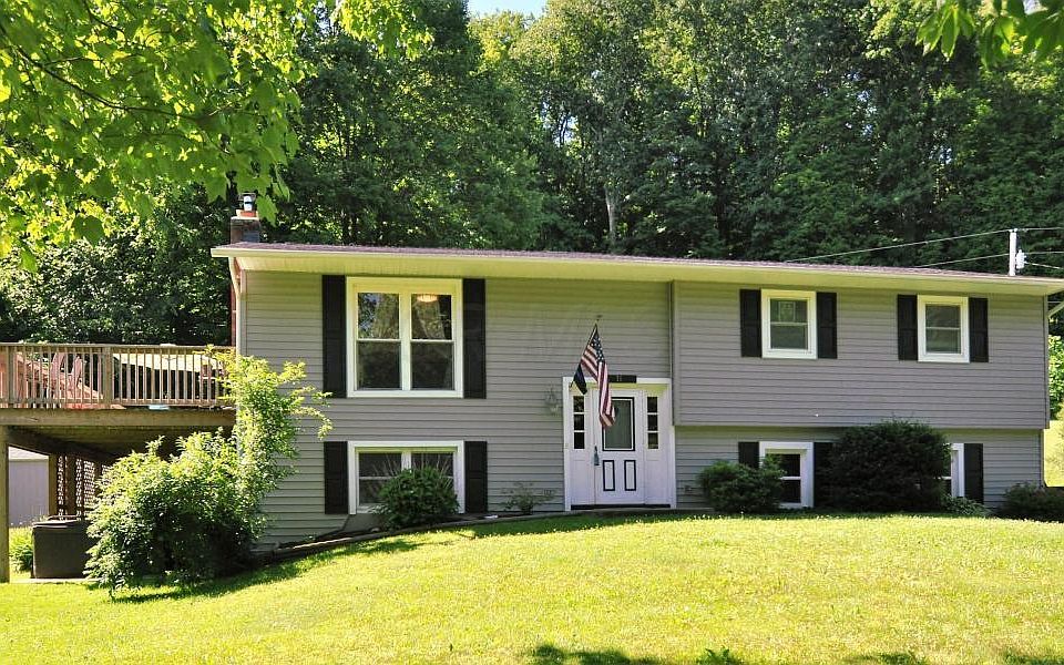 1st image of 71 Horseshoe Ct