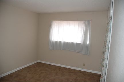 5th image of 276 San Angelo Ave