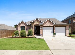 809 Cauble Dr, Fate, TX 75087