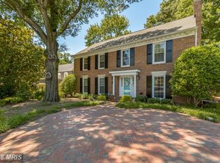 1704 Stonebridge Rd, Alexandria, VA 22304