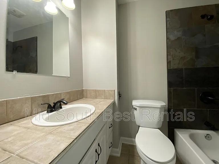 2408 Talmadge Pl — Photo 2
