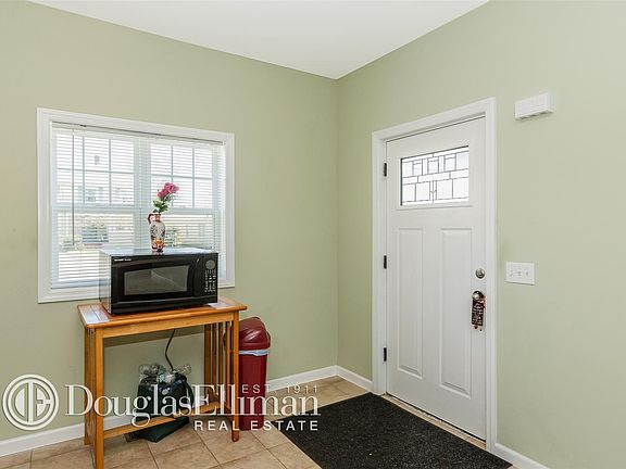 5th image of 74 River Ave