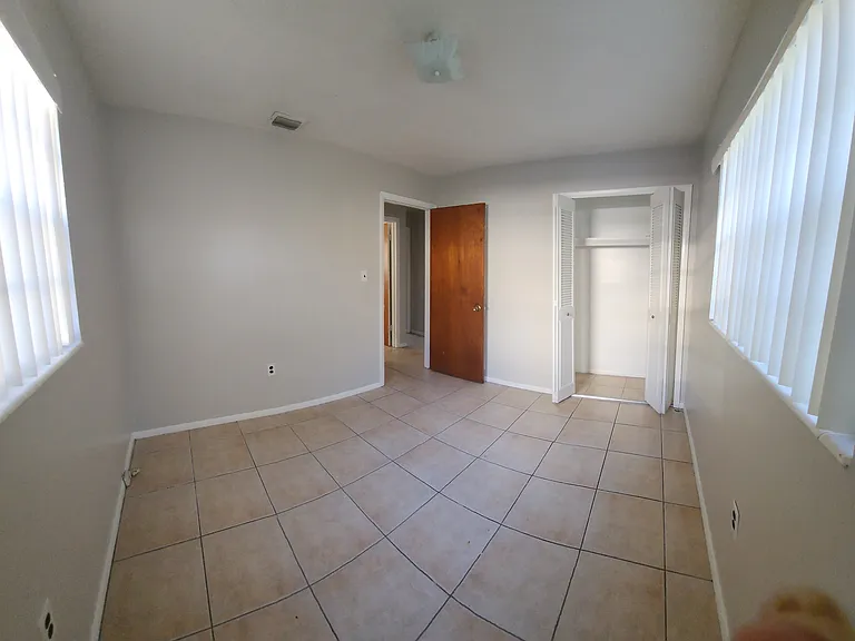 10820 Margaret Dr — Photo 25
