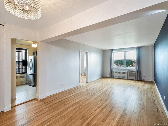 4th image of 3065 Sedgwick Ave APT 7D