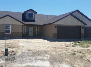 4040 Mountain Vis, Filer, ID 83328