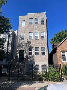 1440 N Washtenaw Ave, Chicago, IL, 60622