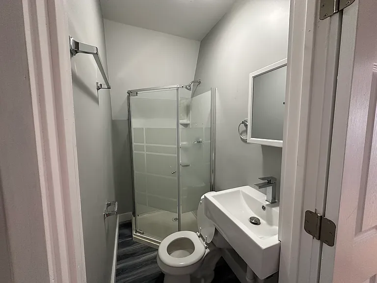137 Nonantum St #1 — Photo 4