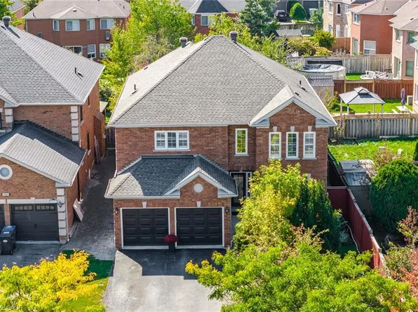 5892 Glen Erin Dr, Mississauga, ON L5M 5K4