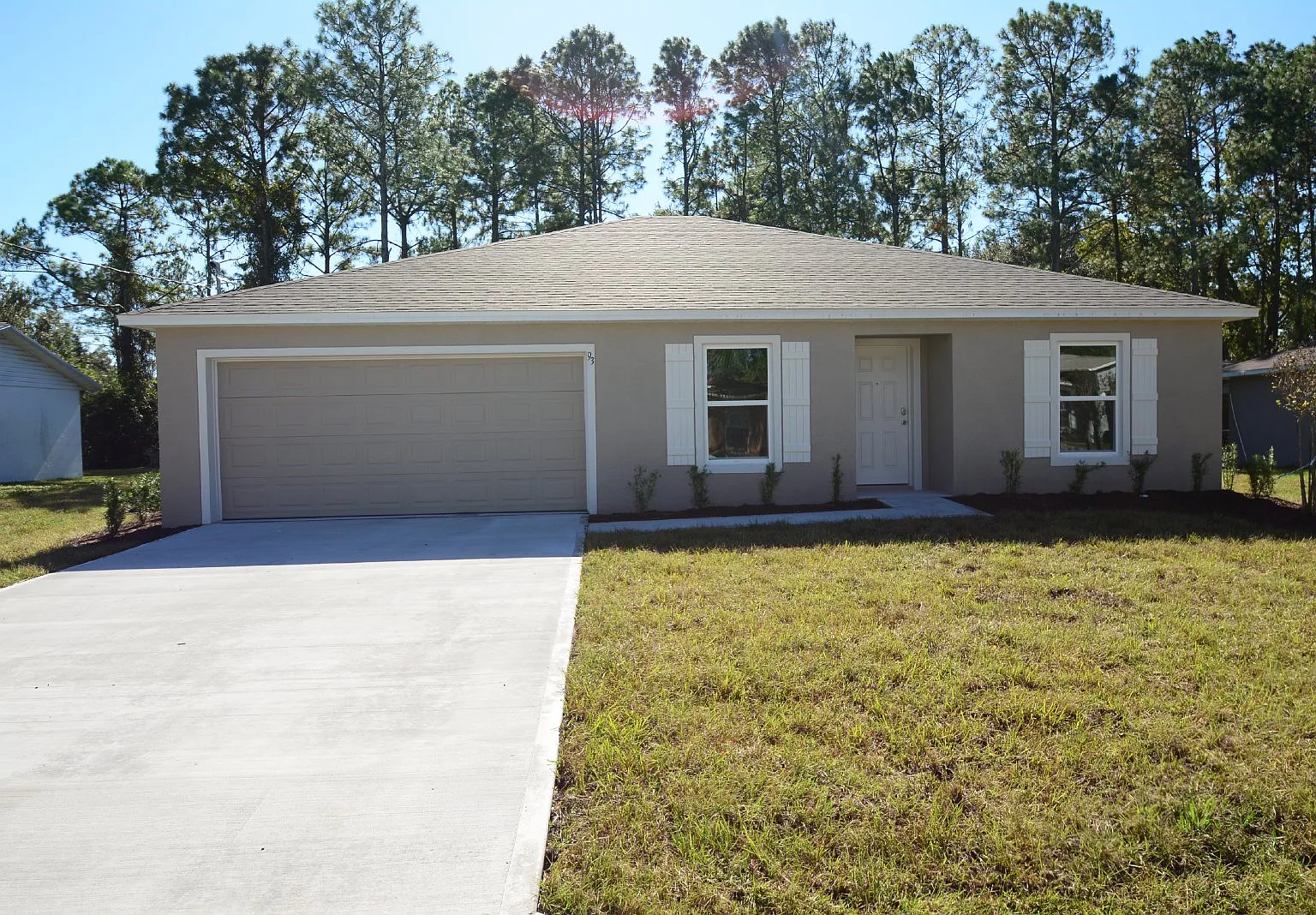 3 bed, 2.0 bath, 1552 sqft, $2,000 — Photo 1