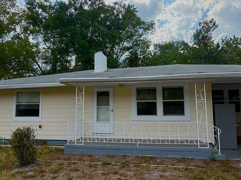 444 Shade Cir — Photo 1