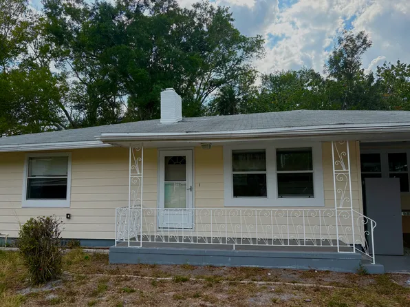 444 Shade Cir, Sarasota, FL 34237