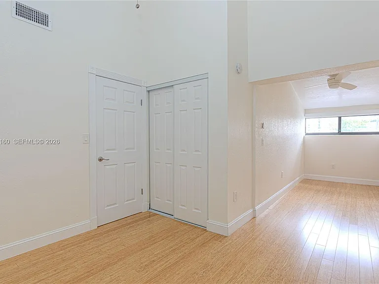 231 Poinciana Dr #401 — Photo 31