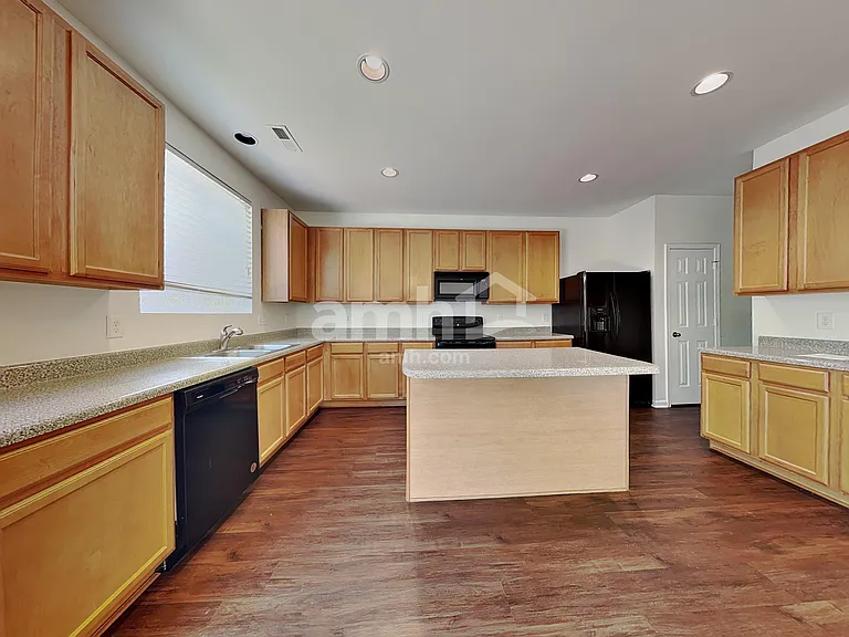 6001 Ricker Rd — Photo 3